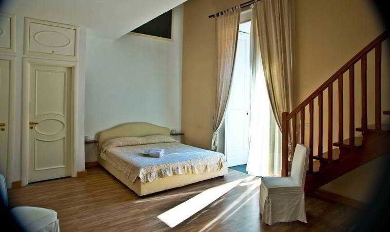 B&B Palazzo Ruffo Di Bagnara Napoli Eksteriør billede